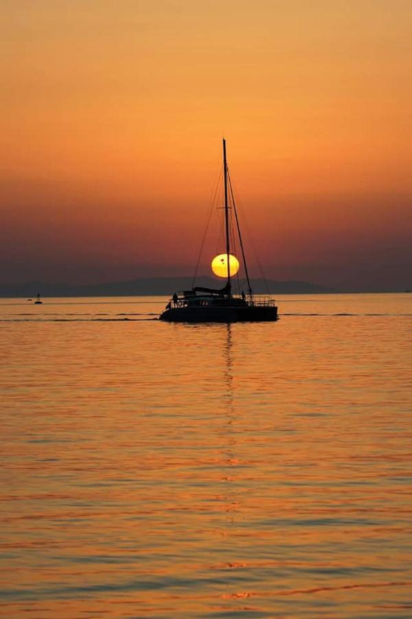 Sunloft-Paros Aparthotel Naousa  Bagian luar foto